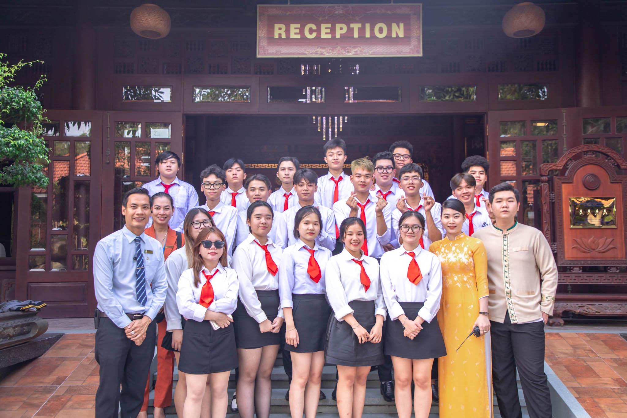 SIUers trải nghiệm khu nghỉ dưỡng xanh - Phương Nam Resort